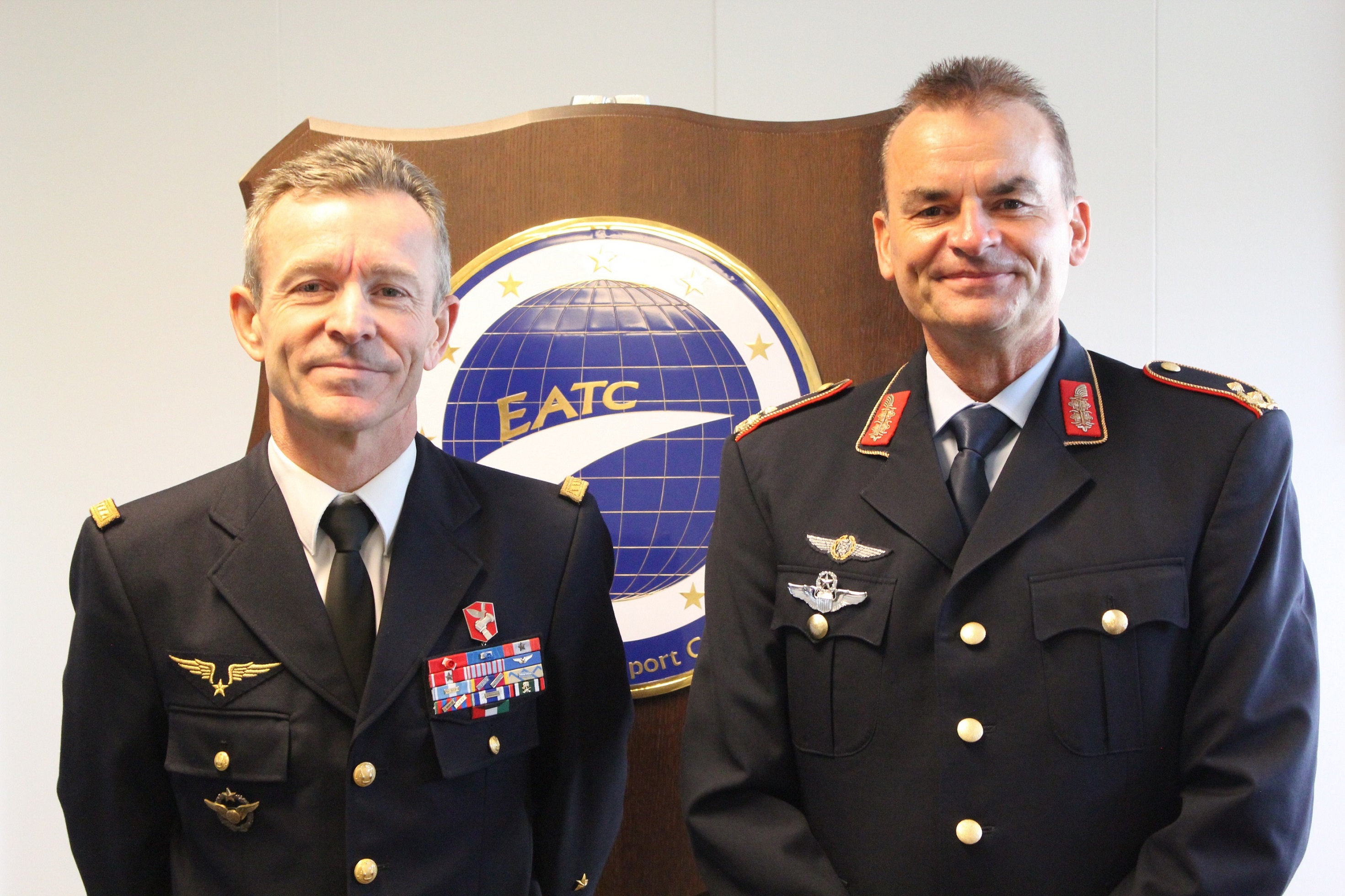 FRENCH COMMANDER “STRATEGIC AIR FORCE COMMAND” VISITS EATC