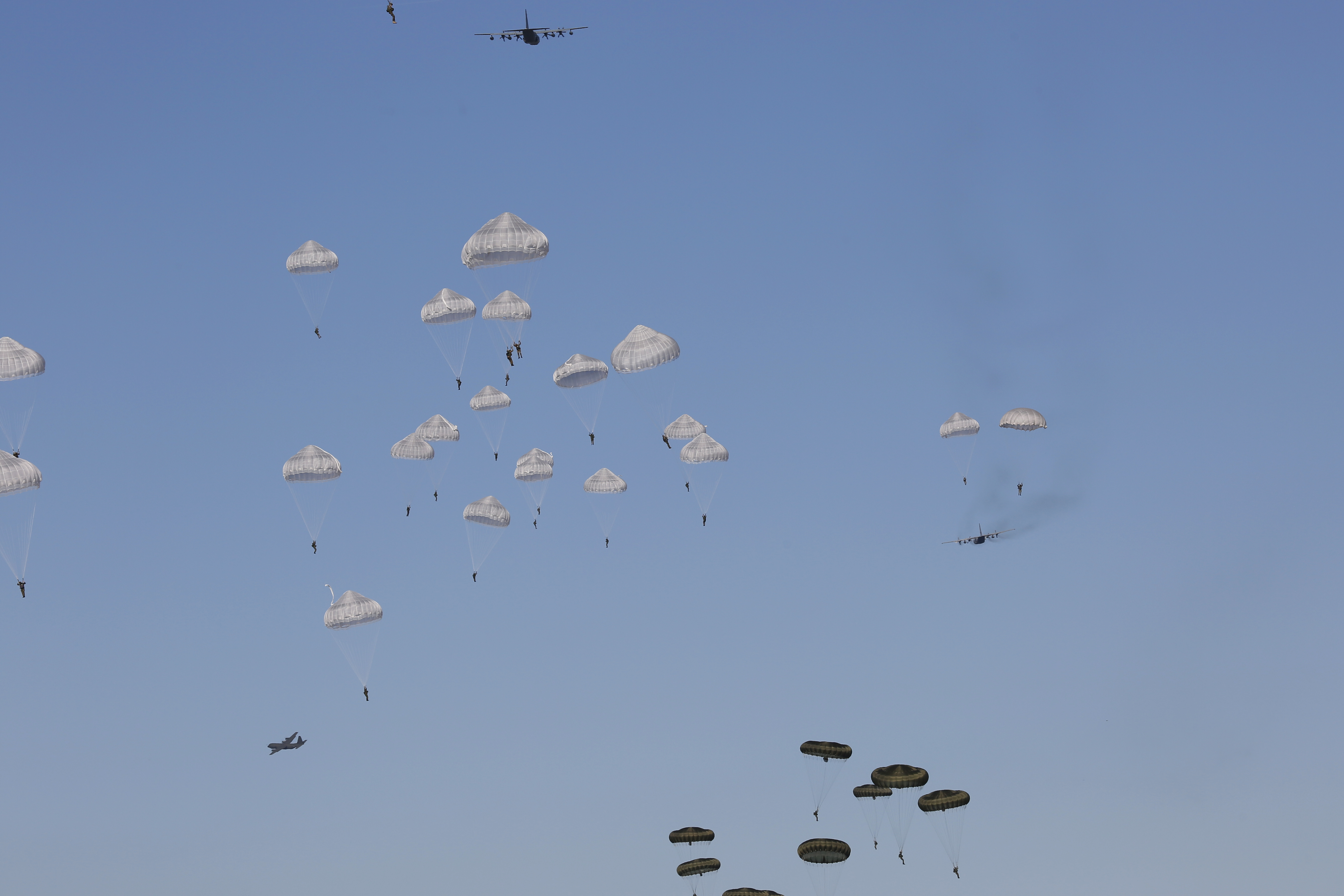 View the photo gallery of the largest airborne exercise and learn how EATC supports Falcon Leap 2019!