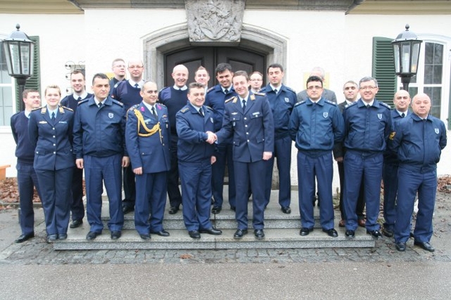 The delegation at Penzing with Commander LTC Markus Bestgen in the midst