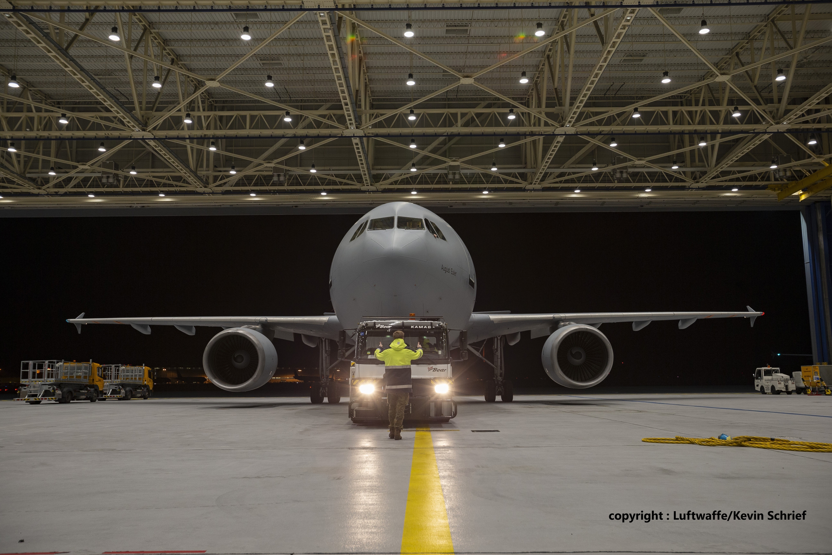 Covid-19 : EATC brings Italian patients to Germany