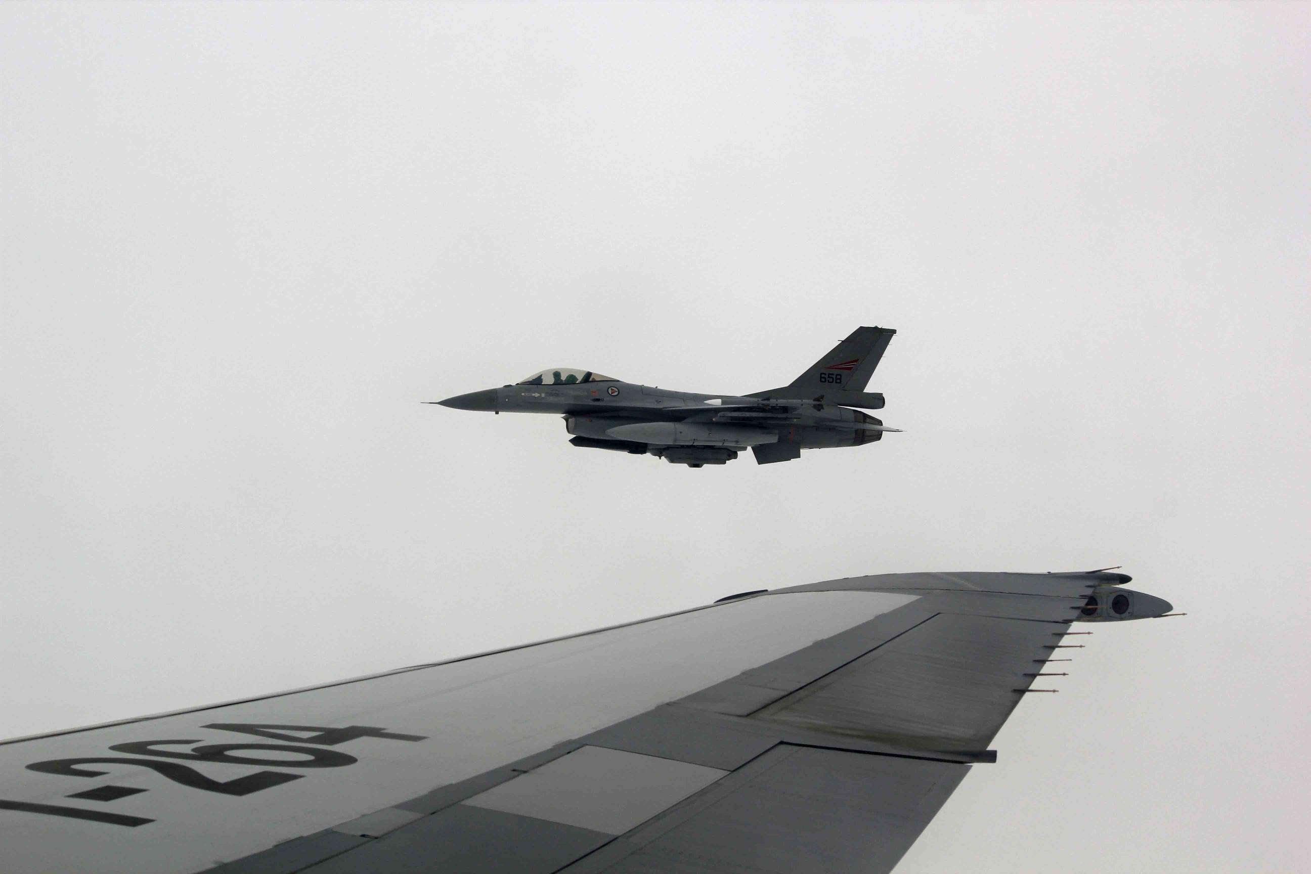 Norwegian F-16 shot out of Dutch KDC-10 while FF2014